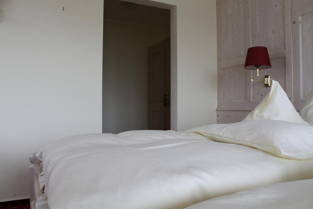 Allgau Landhotel オーバーロイテ エクステリア 写真