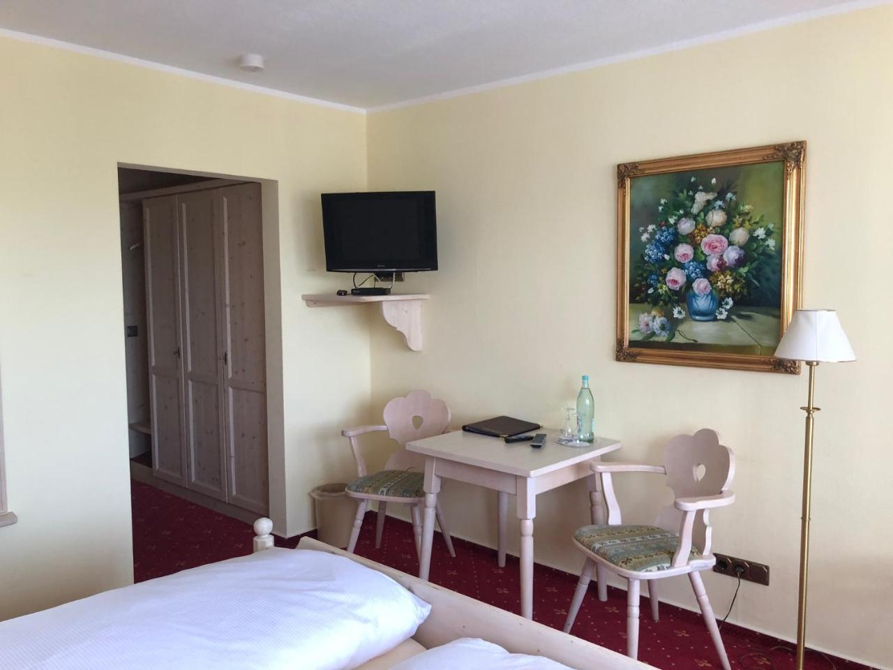 Allgau Landhotel オーバーロイテ エクステリア 写真