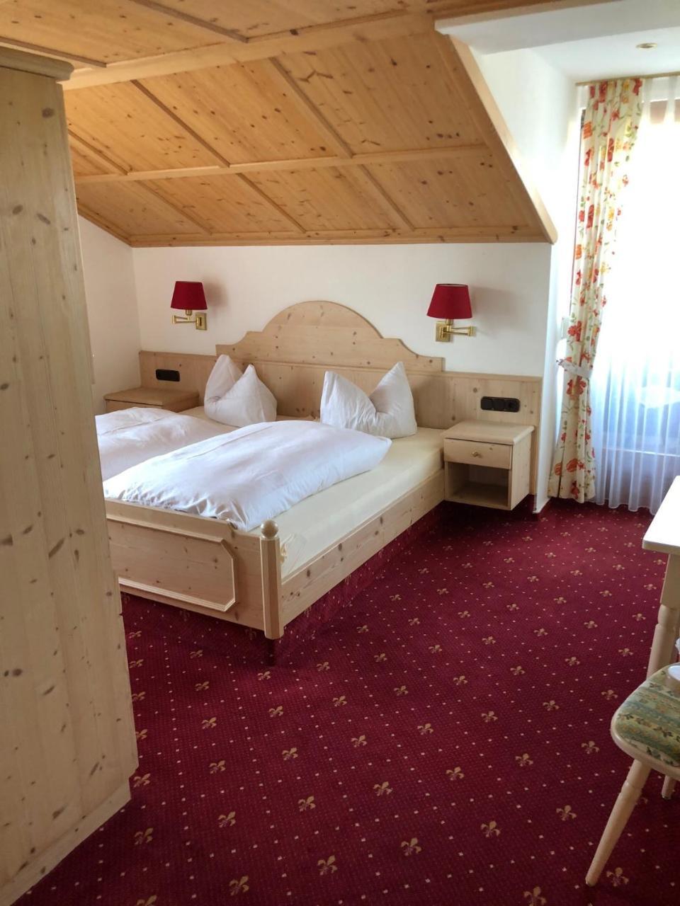 Allgau Landhotel オーバーロイテ エクステリア 写真